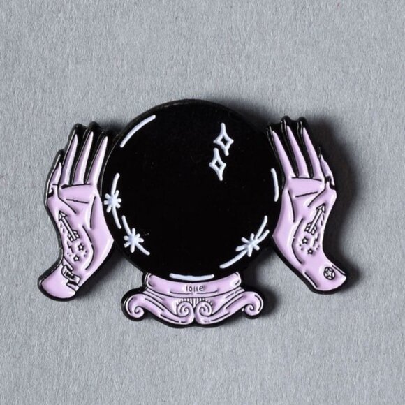 Gypsy Warrior Fortune Teller Enamel Pin - Picture 1 of 4
